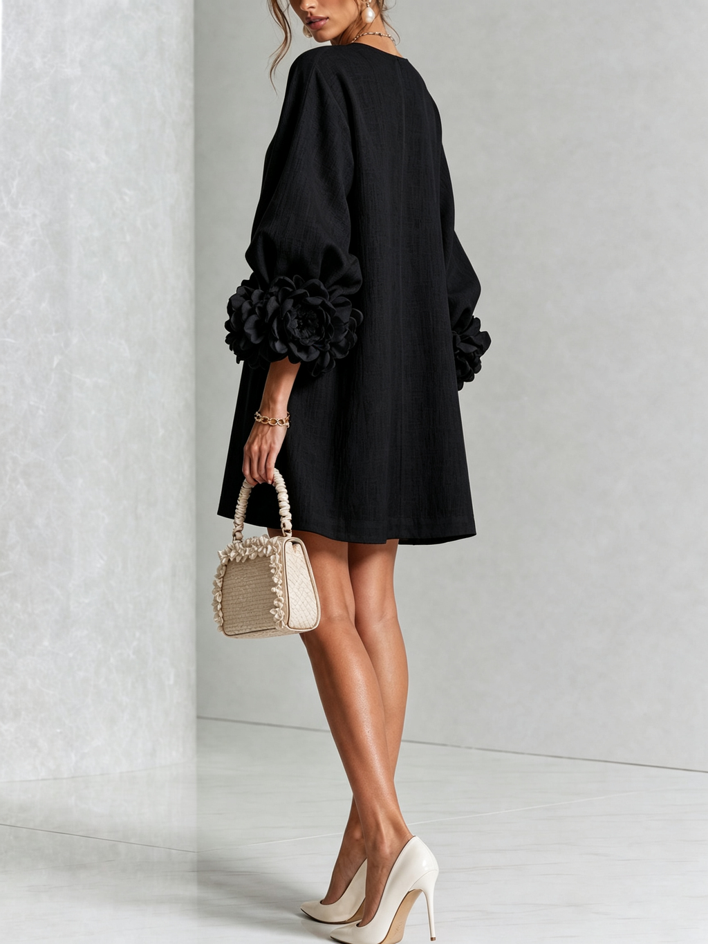 Vestido Blanco Con Botones Con Motivos Florales y Mangas Con Motivos Florales Extravagantes