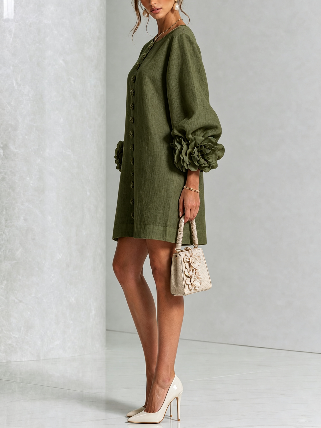 Vestido Blanco Con Botones Con Motivos Florales y Mangas Con Motivos Florales Extravagantes