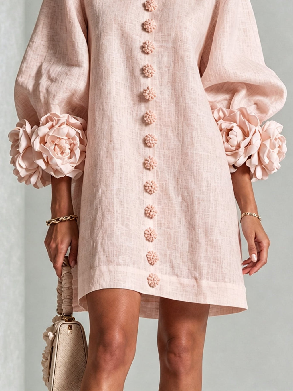 Vestido Rosa Con Estampado Floral y Botones, Con Mangas Florales Sorprendentes