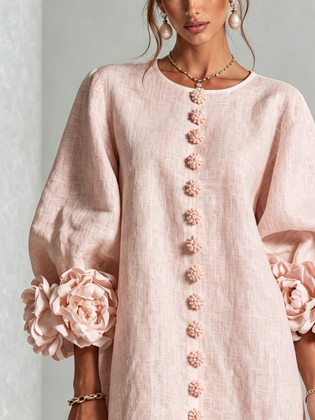 Vestido Rosa Con Estampado Floral y Botones, Con Mangas Florales Sorprendentes