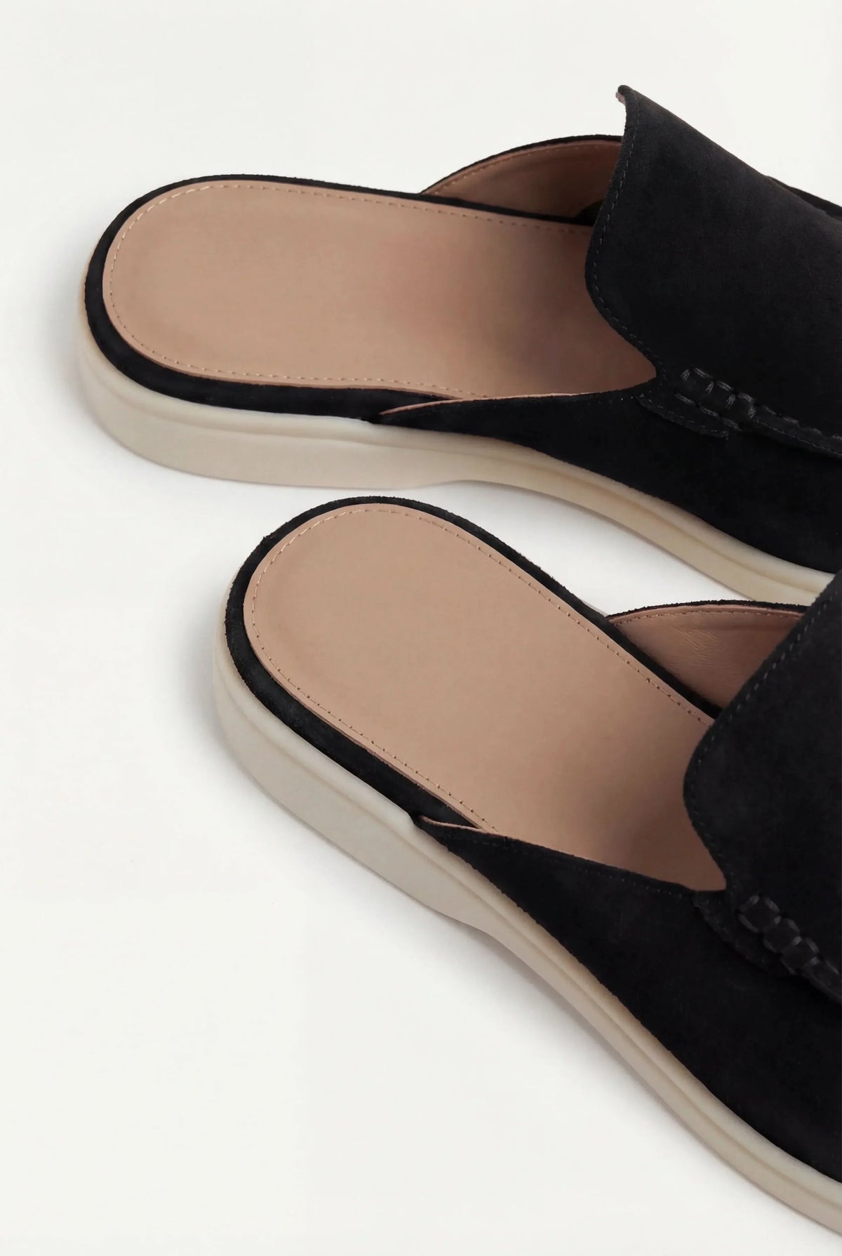 Zueco Yacht Mule Negro